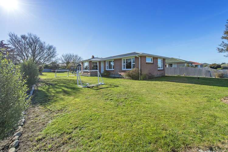 56 North Terrace Darfield_18