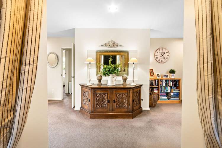 17 The Tors Heathcote Valley_7