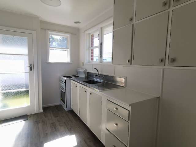 4/548 Fergusson Drive 11322_2