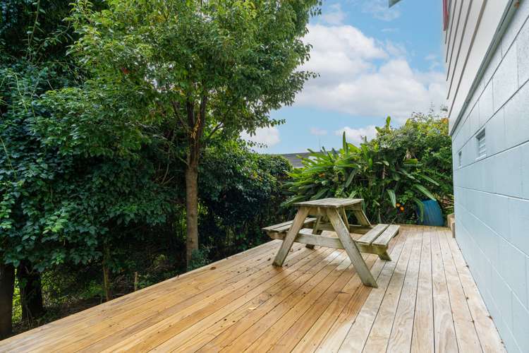 17 Earls Place Onerahi_13