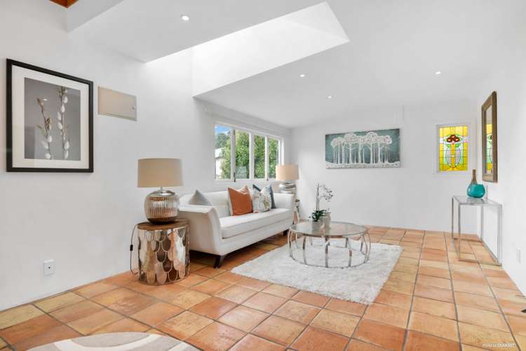 76 Beach Road Castor Bay_6