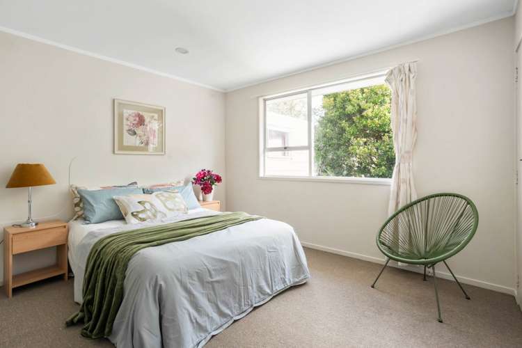 39 Onedin Place Titirangi_10