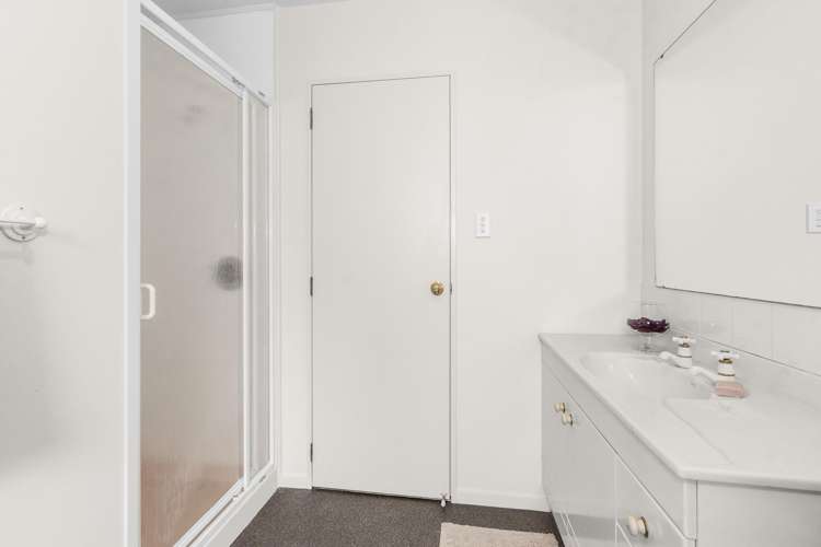 2/18 Woodbury Street Avonhead_10