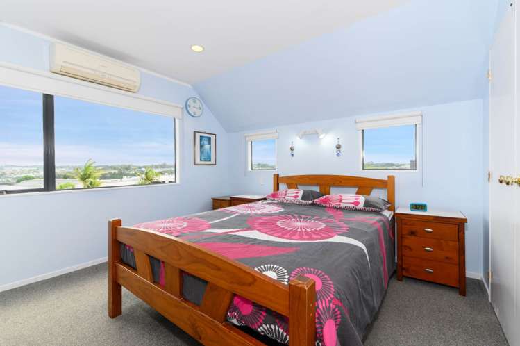 2/786 East Coast Road Oteha_13