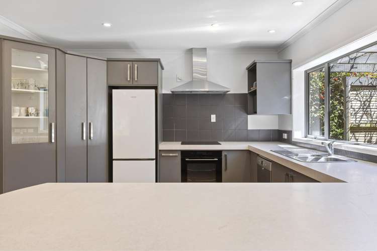 106 Taupo View Road Hilltop_16