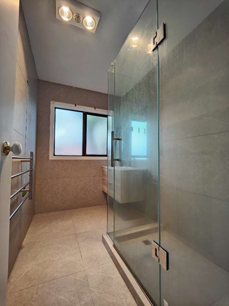 6 Hoylake Place Wattle Downs_11