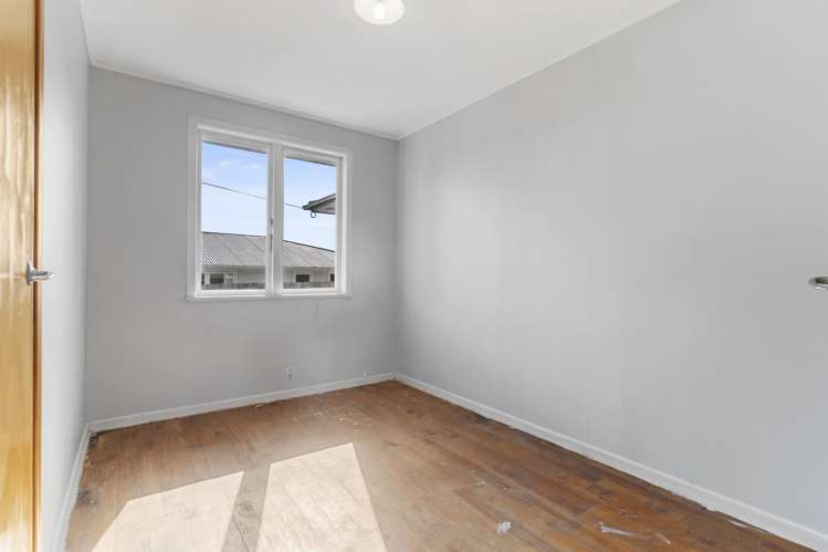 1/17 Fairclough Road Beach Haven_13