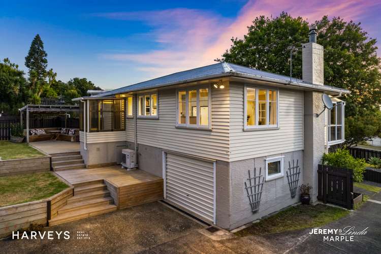 120 Vodanovich Road Te Atatu South_23