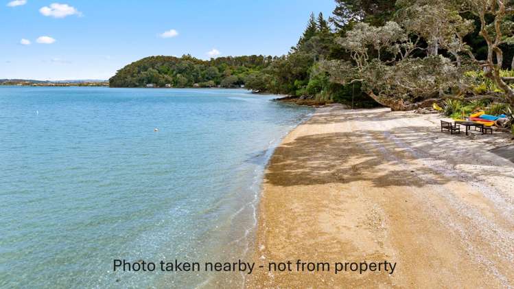 417 Leigh Road Leigh_55