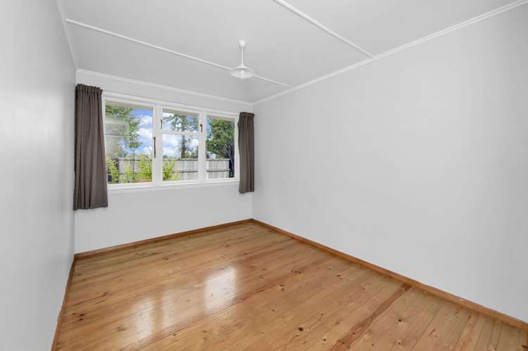 5695 West Coast Road Springfield_20