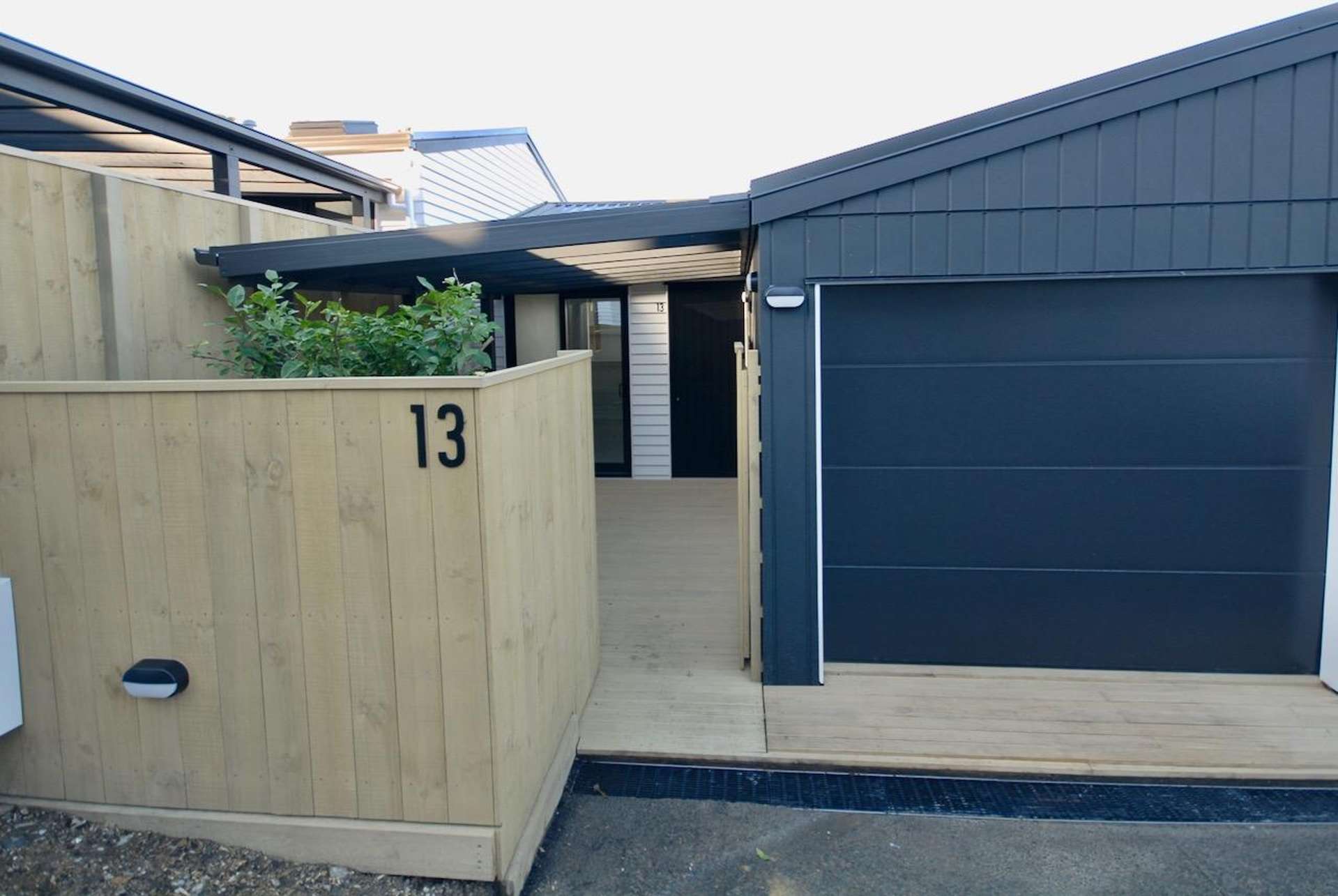 13/69 Target Road Totara Vale_0