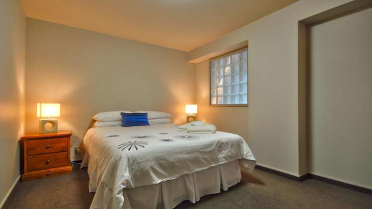 5/2 Manor Place 2202_8