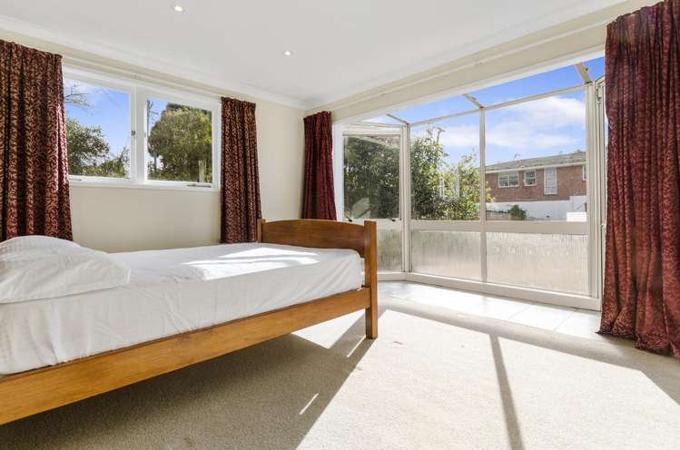 41 Tiroroa Avenue Te Atatu South_16