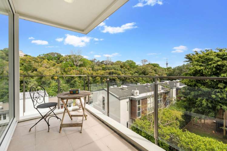 2/21 Birdwood Crescent_4