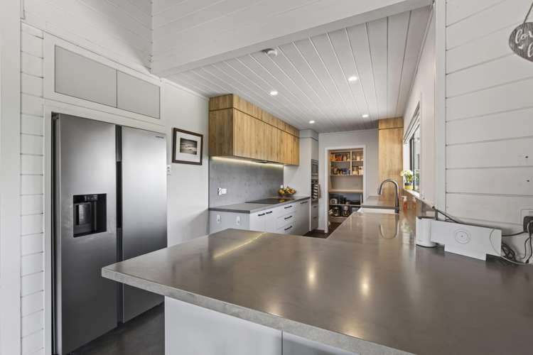 438 Alfred Road Egmont Village_8