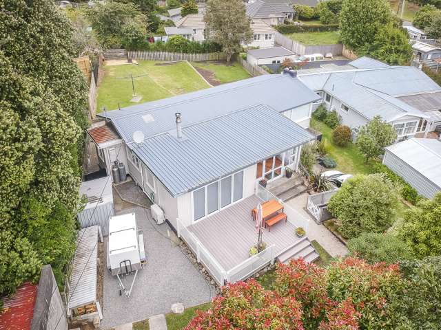 8 Ngaio Road Raumati Beach_2