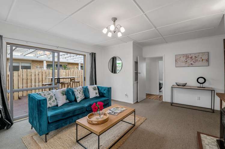 3 Moa Road Raumati Beach_9