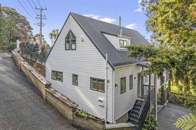 428 Huia Road Laingholm_26
