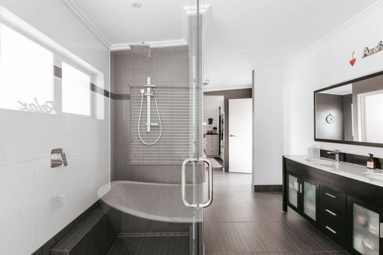 19 Utopia Park Heights Welcome Bay_19