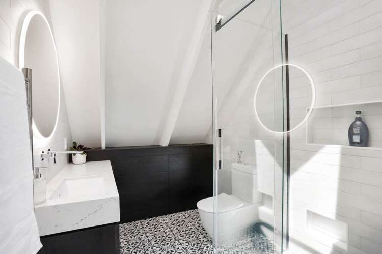 24 Isobel Road Greenhithe_14