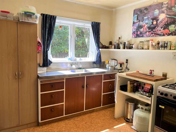 119 Main Road Blackball_16