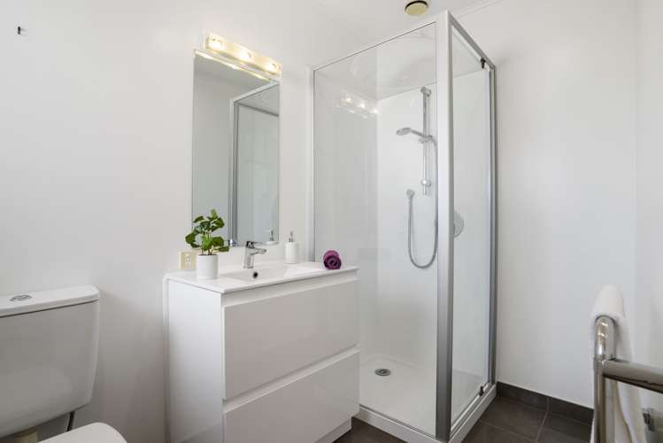 4/15 Normans Hill Road Onehunga_13