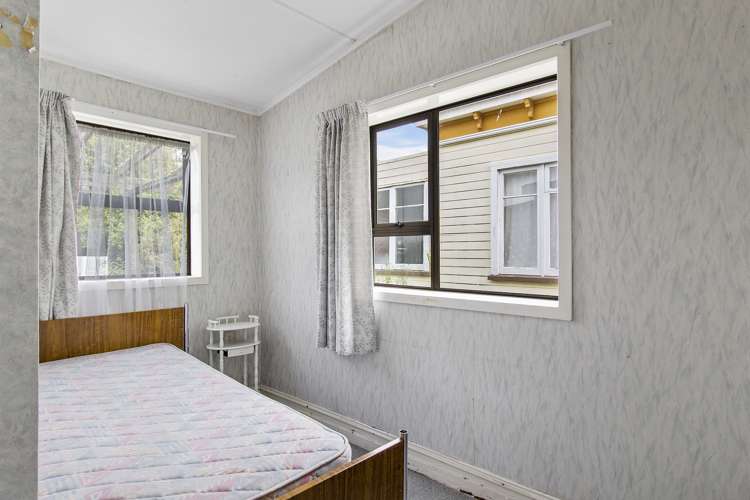 82 Avenue Road West End_13