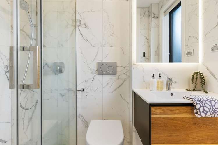 13 Seaview Road Castor Bay_18