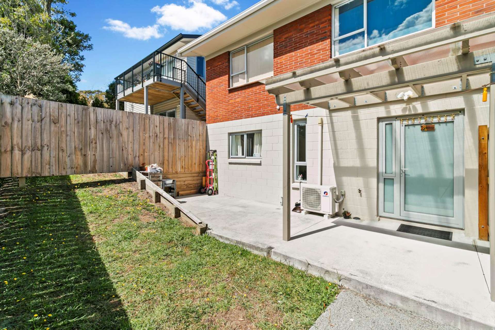 2/16 Fairway Drive Mount Roskill_0