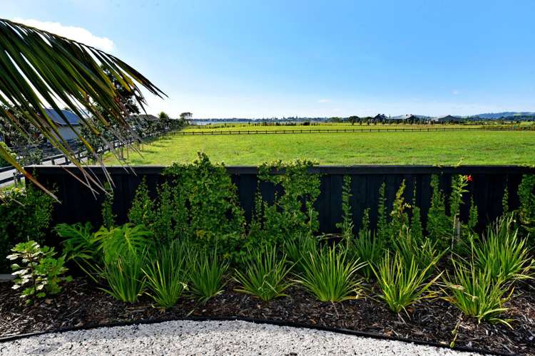 17 Wrybill Way Point Wells_33