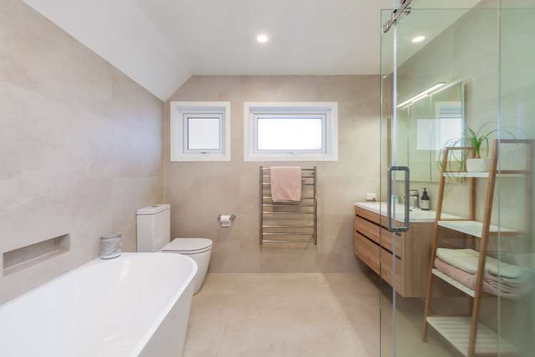 802 Whangaparaoa Road Manly_18