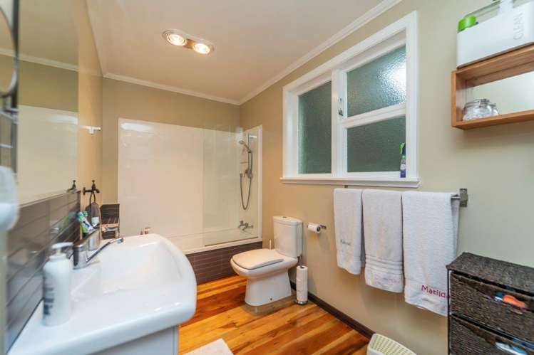 1 Woodward Street Featherston_14