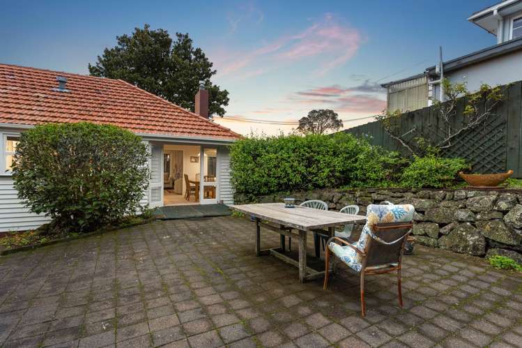 18 Amandale Avenue Mt Albert_24