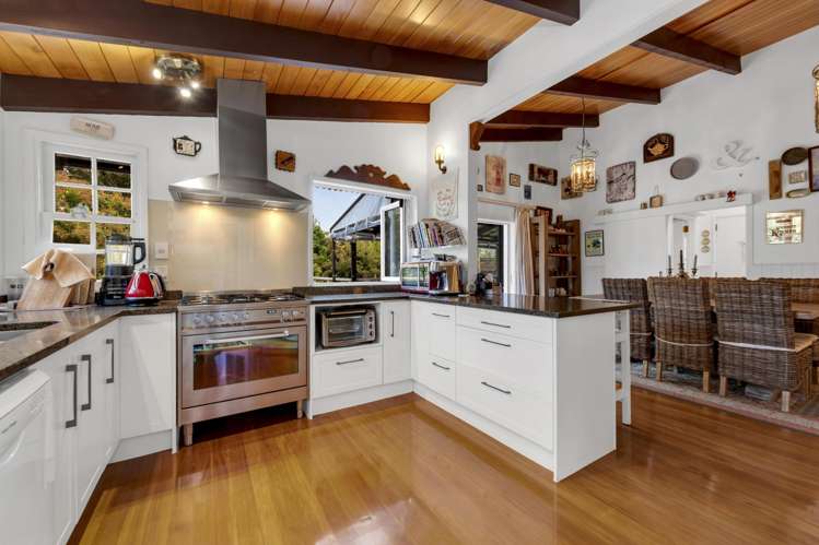 41 Tanglewood Place Cockle Bay_7