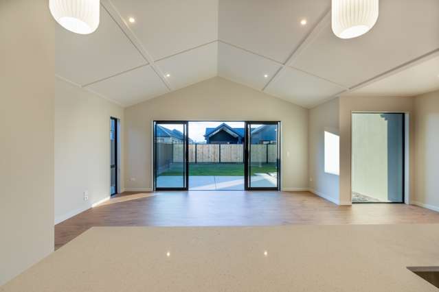 118 Burdon Loop Lake Hawea_2