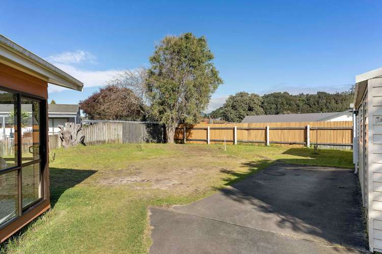 143 Lorraine Place Whangamatā_15