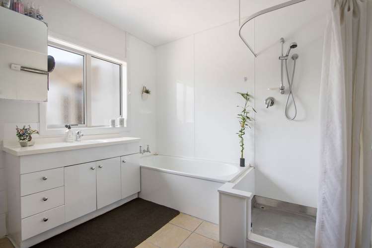 107a Barry Road Waihi_11