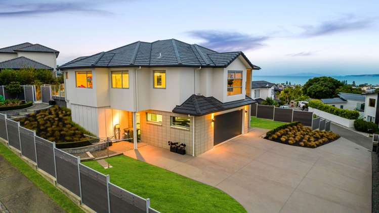 32 Manhattan Rise Orewa_40