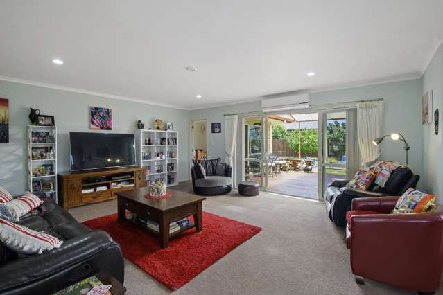 6 Ernest Shackleton Place Waiuku_4