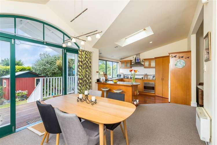 24 Mozeley Avenue Devonport_6