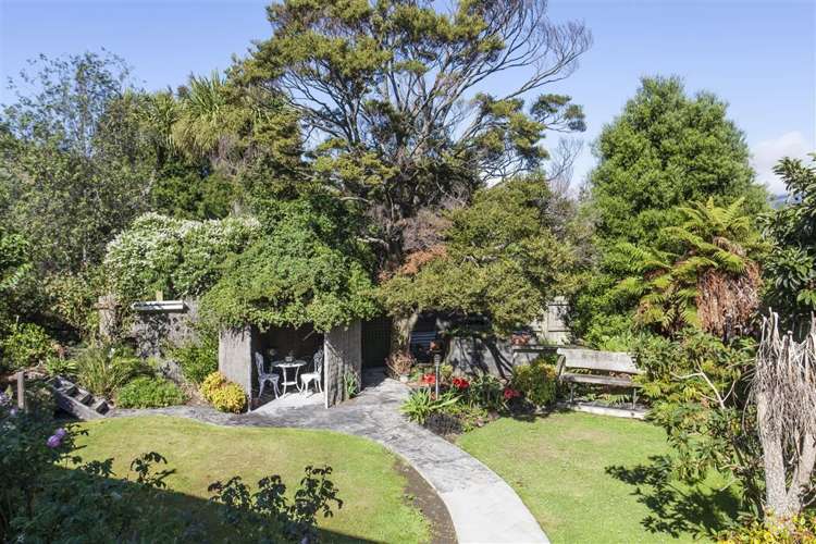 28 Selwyn Avenue Akaroa_17