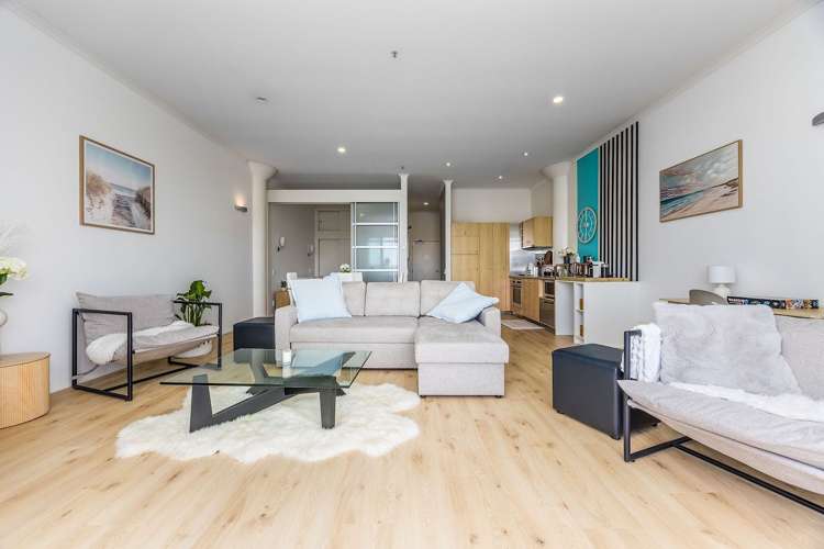 8/145 Quay Street Auckland Central_9