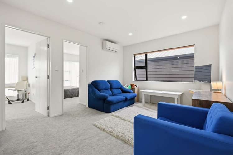 9/90 Picasso Drive West Harbour_14