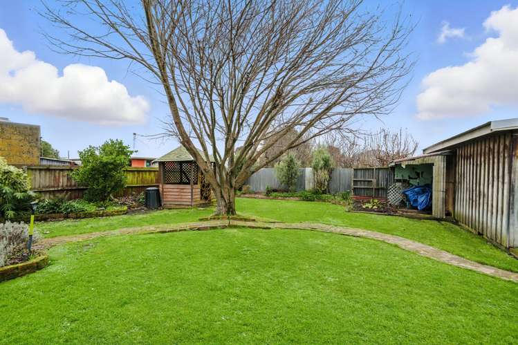 19 Sullivan Avenue Woolston_20