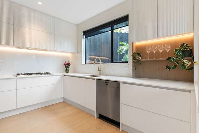 1/1 Montana Avenue Murrays Bay_2