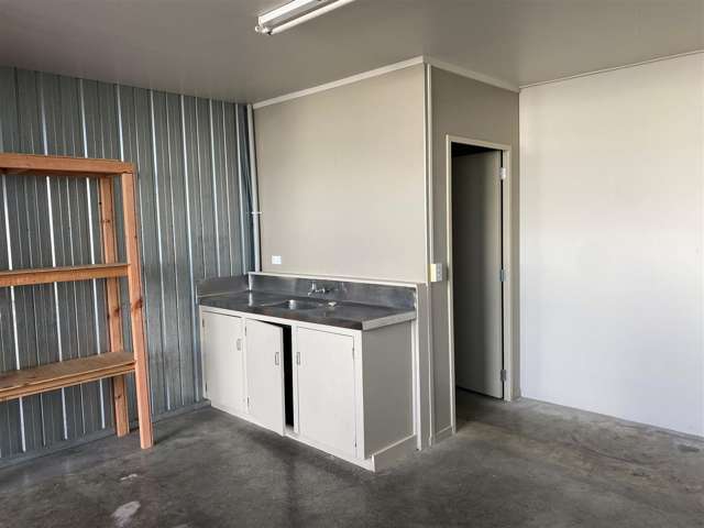 Unit 8 at 49 Tawn Place Te Rapa_2