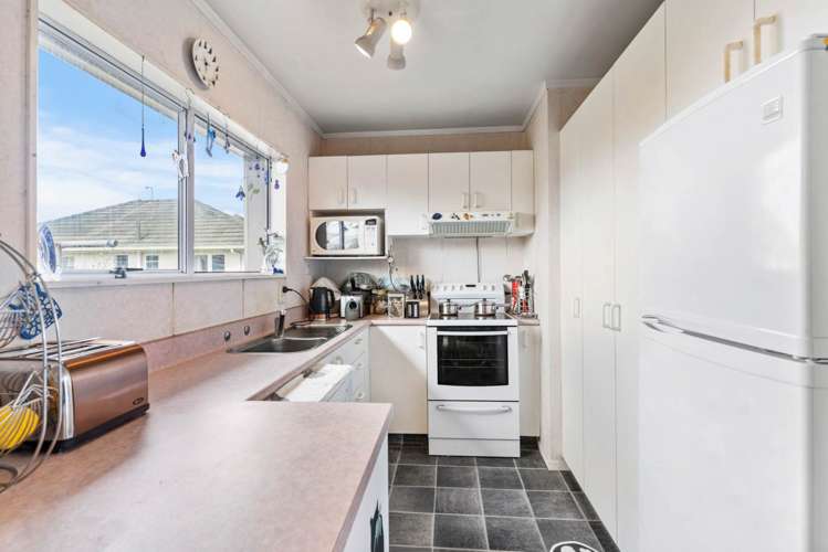 14b Churchill Avenue Manurewa_10