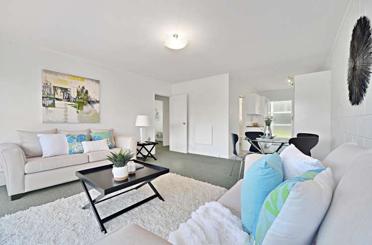 16 Buscomb Avenue Henderson_15