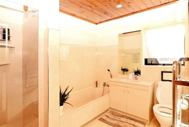 1/3189 Great North Road New Lynn_8