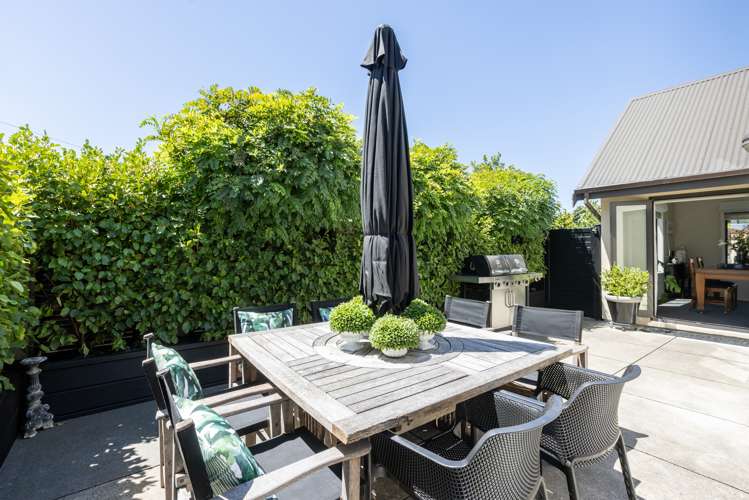 2/11 Te Aute Road Havelock North_19